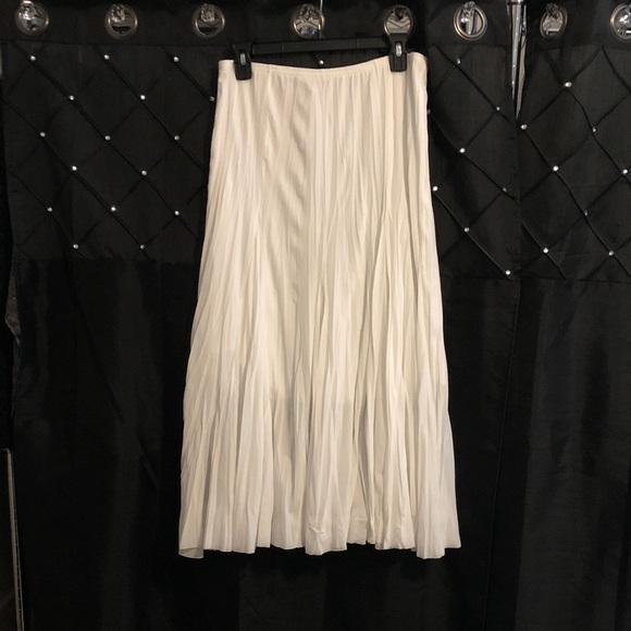 RAFAEL White Maxi Broomstick Skirt - Picture 1 of 7